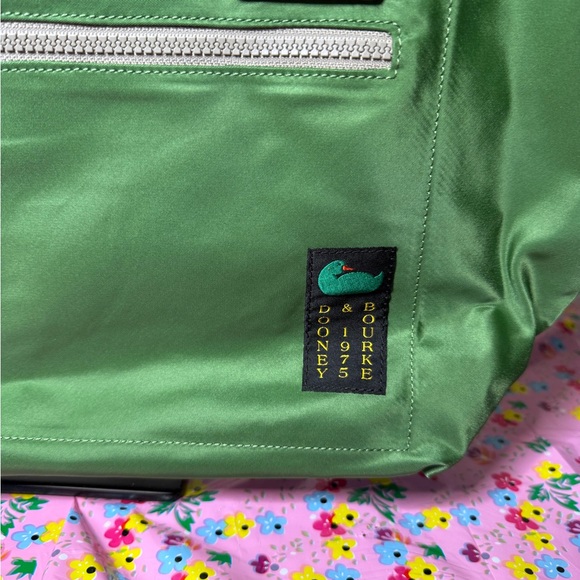 Nylon Front Zip Tote Dooney and bourke - Picture 7 of 9